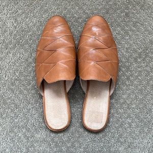 Seychelles woven slides size 8 1/2